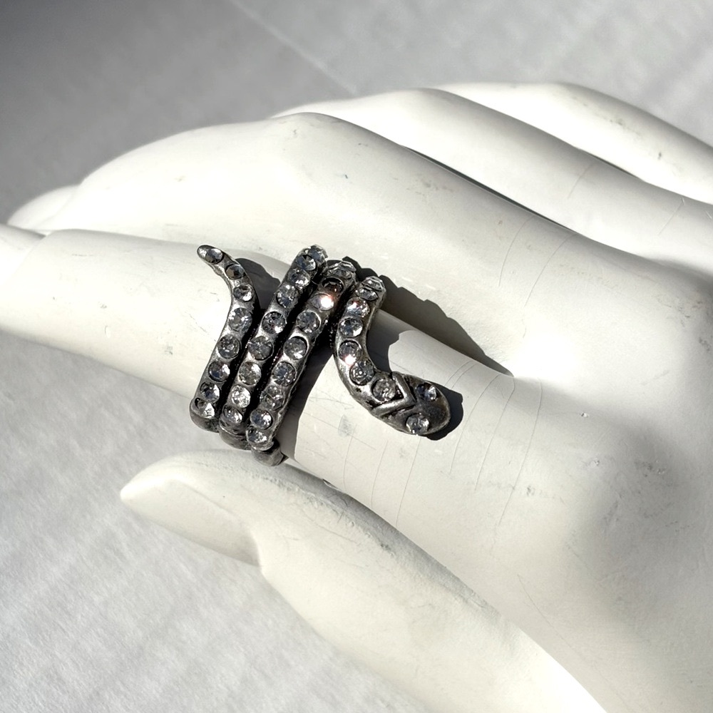 Snake Ring with rhinestones